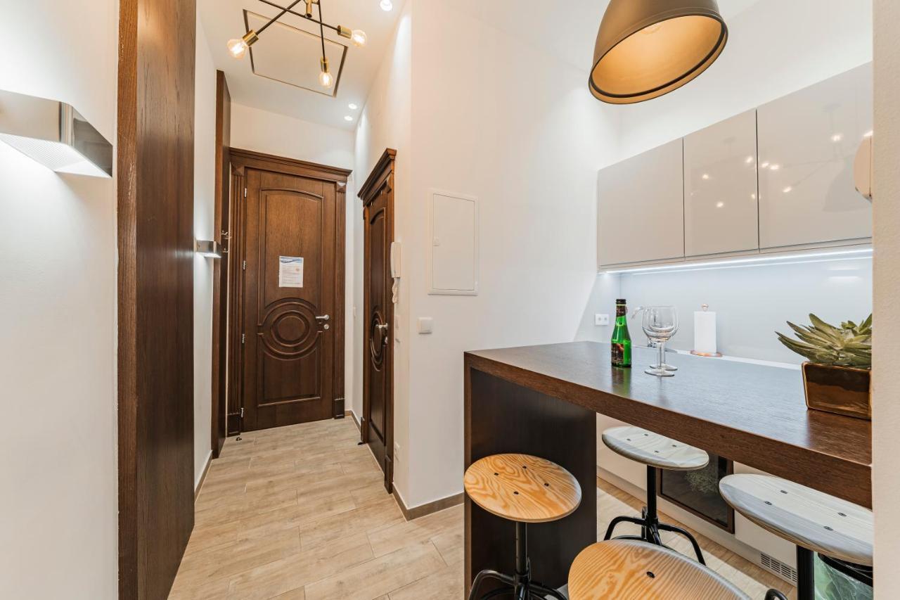 Zeus Design Apartments Schoenbrunn Vienna Exterior photo