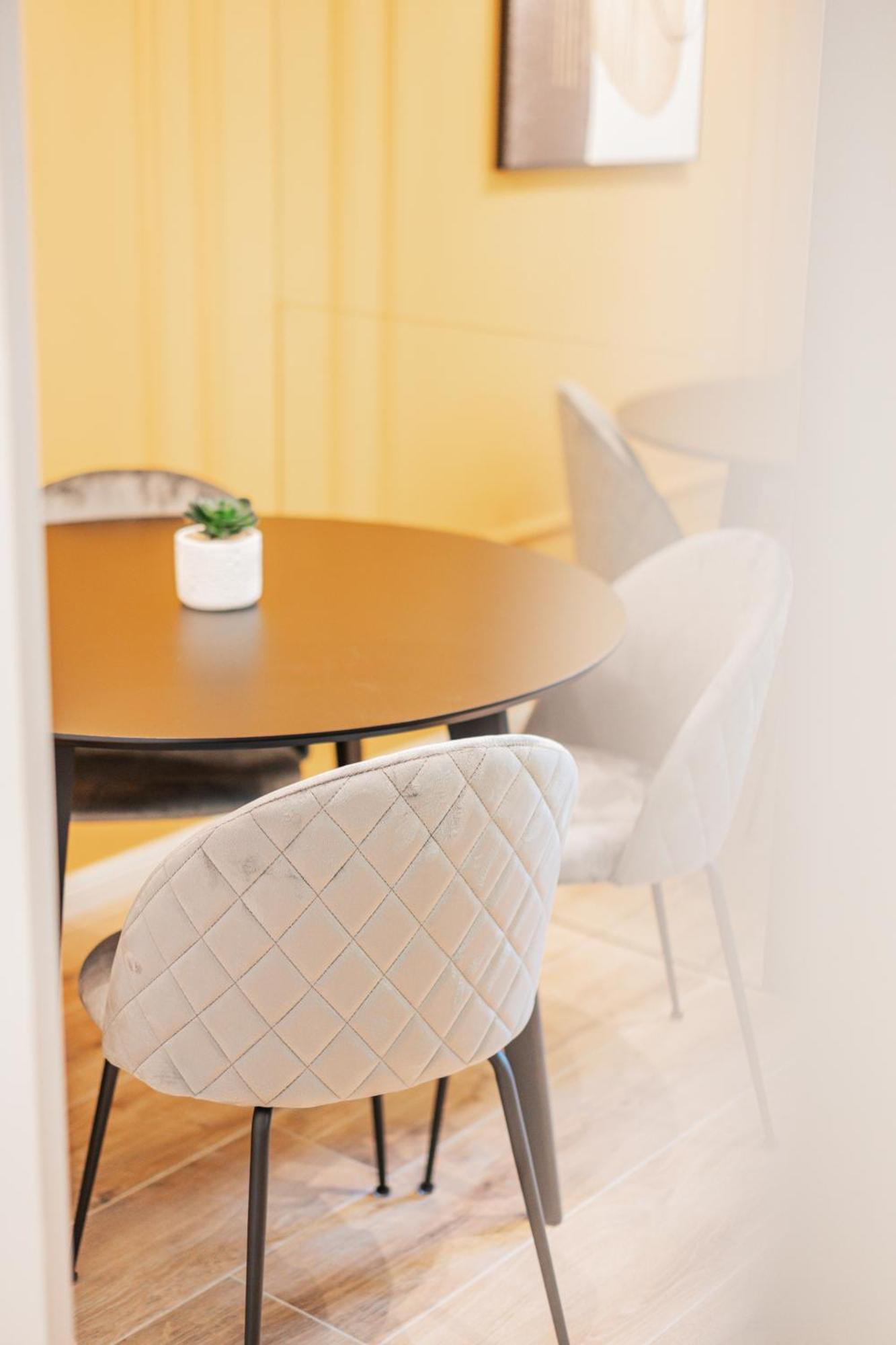 Zeus Design Apartments Schoenbrunn Vienna Exterior photo